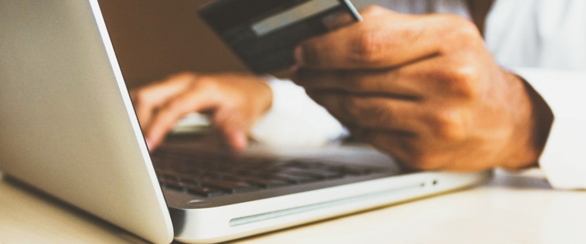 Pros and Cons of Online Calculators